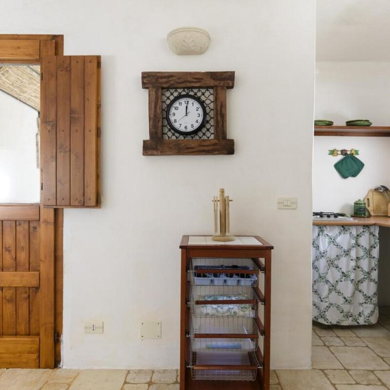 Trullo Antico in Valle d'Itria - Chalet con 2 Camere da Letto - 2