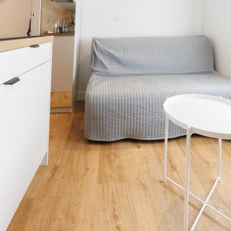 Le Petit Turenne - Idéal pro/solo* Studio d'archi coeur de ville * WiFi * Calme * Mon Groom - Apartment mit Dusche - 2