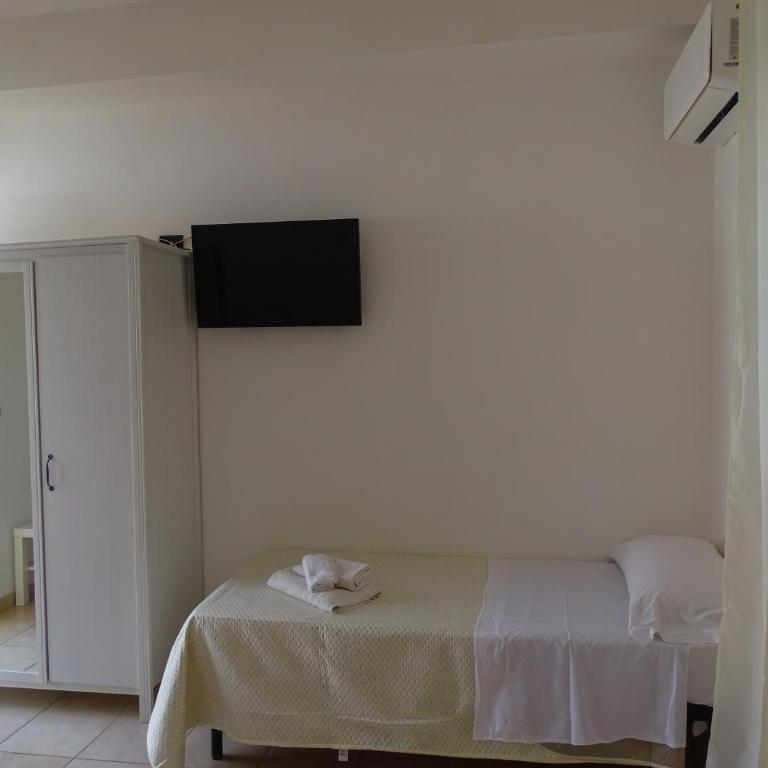 B&B Villa Matari - Camera Tripla - 8
