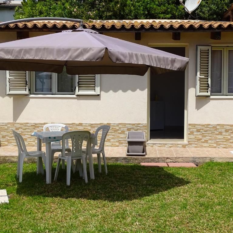 B&B Villa Matari - Camera Quadrupla - 11
