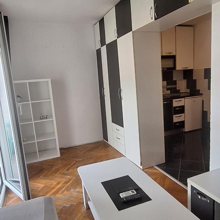 Apartman Budva - One-Bedroom Apartment - 9
