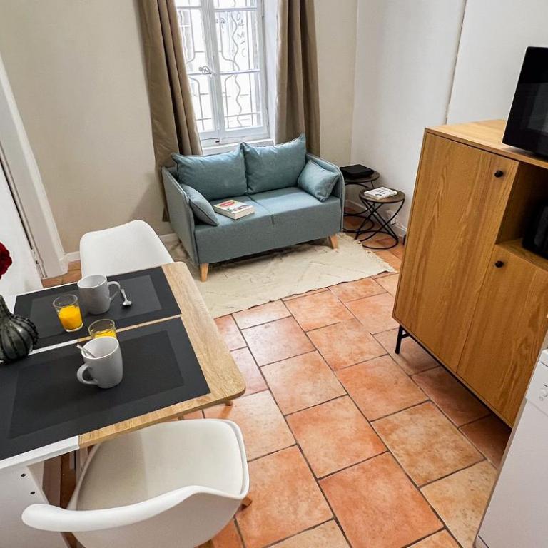 Hypercenter - Wifi - Near Place des Corps Saints - One-Bedroom Apartment - 6