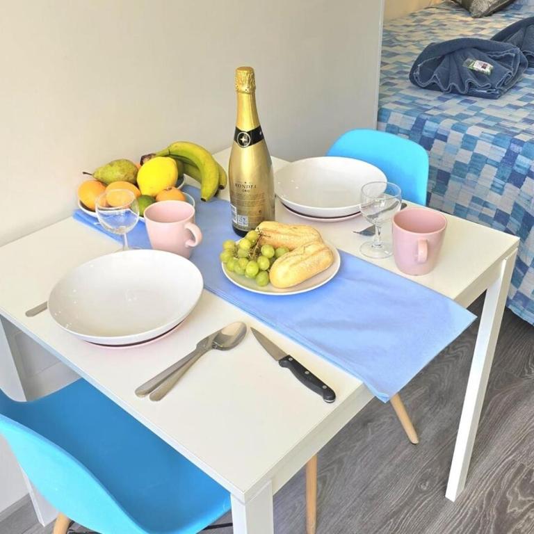 Begona Blue Pearl City Center Studio Nogalera BY NAMASTE ELITE - Apartamento de 1 dormitorio - 2