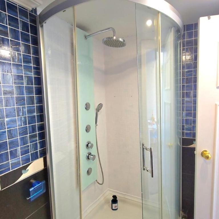 Begona Blue Pearl City Center Studio Nogalera BY NAMASTE ELITE - Apartamento de 1 dormitorio - 4