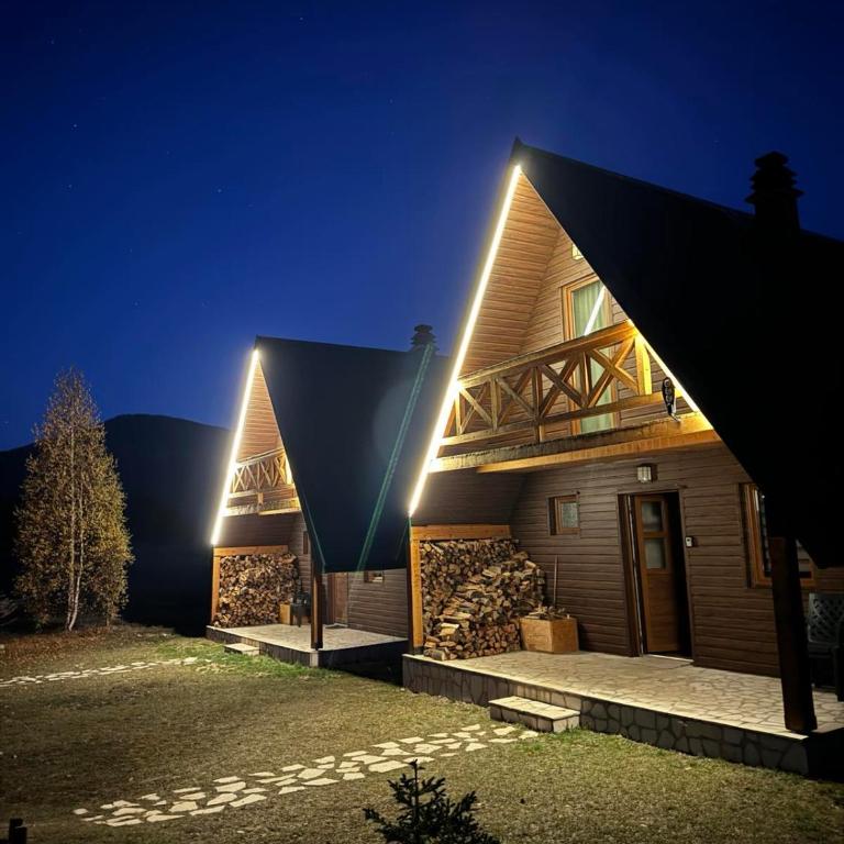 North Star Žabljak - Two-Bedroom House - 3