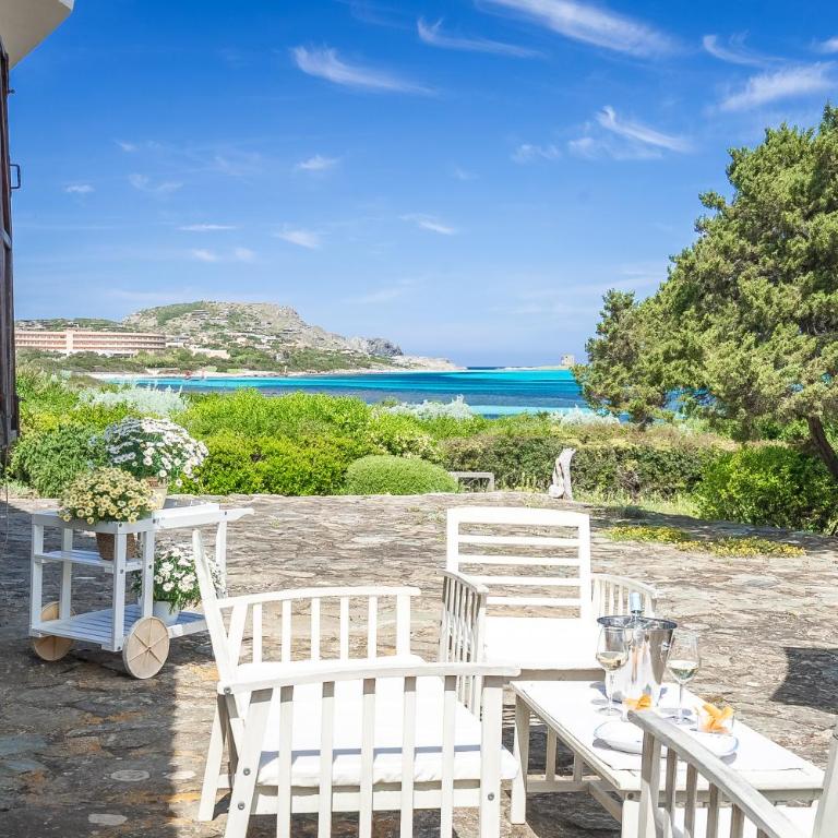 Villa Iole, con accesso alla spiaggia - Hosty Sardegna - Villa - 24