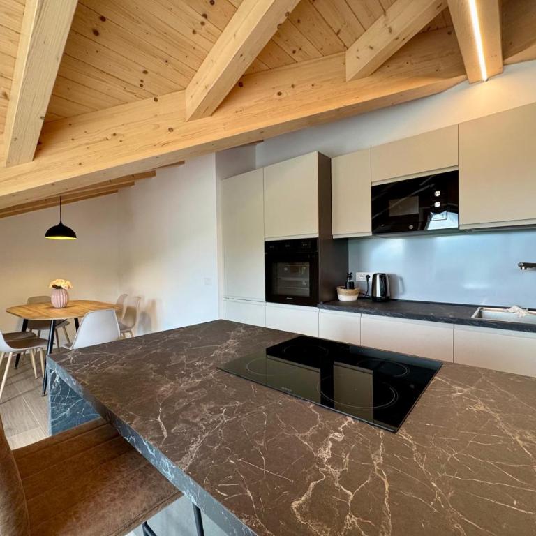 Mountain Lodge - Appartamento con 2 Camere da Letto e con Vista Montagna - 32