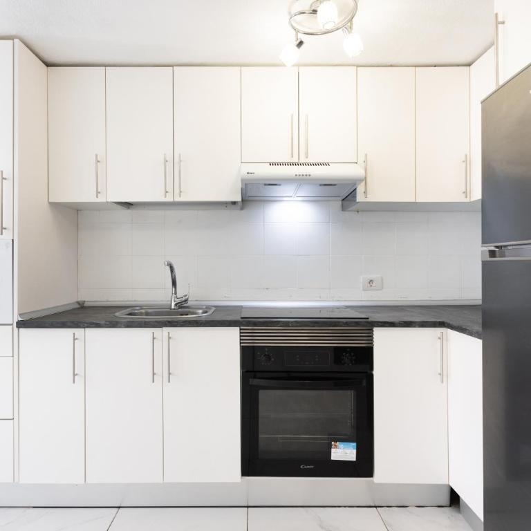 3 apartments 50m from the Las Americas Promenade with heated pool - Apartamento Deluxe de 2 dormitorios - 17