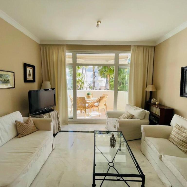 Apart Milla de Oro Marbella - Three-Bedroom Apartment - 26