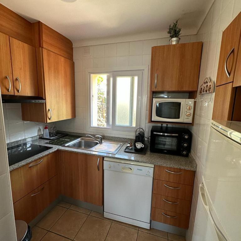 Apart en Almadraba vista al mar- Inmo Asesoría El Akel - Apartment - 25