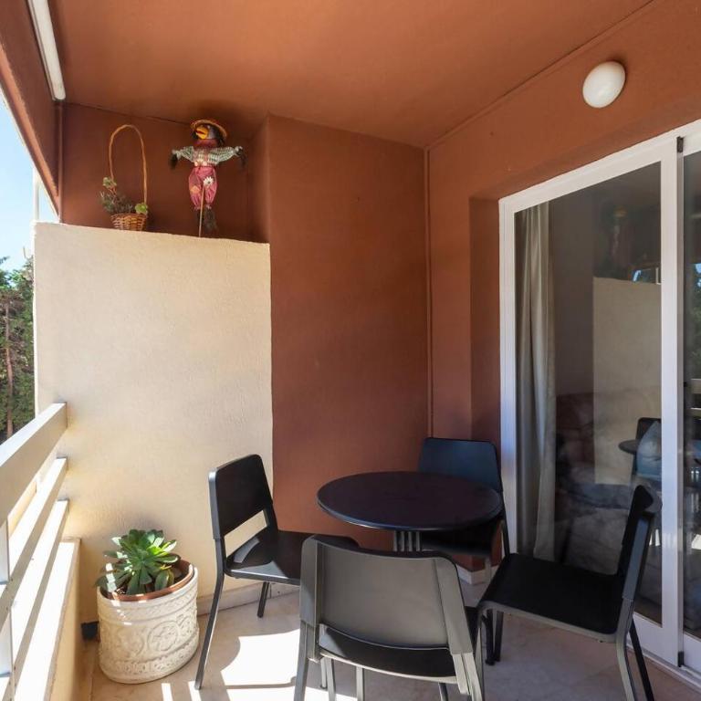Marbella Centro con parking - Two-Bedroom Apartment with Pool View - 9