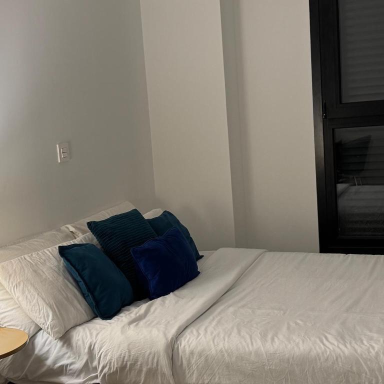 San Fermin Centro III - Three-Bedroom Apartment - 2