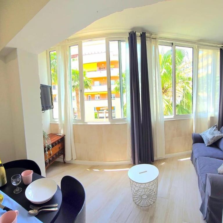 Begona White Pearl City Center Studio Nogalera by NAMASTE ELITE - Apartamento de 1 dormitorio - 1