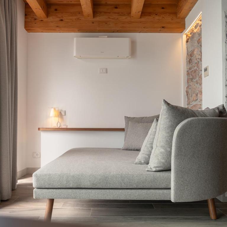 Hotel Villa Leopardi 4S - Adults only - Junior Suite Deluxe con Terrazza e Vista Lago - 17