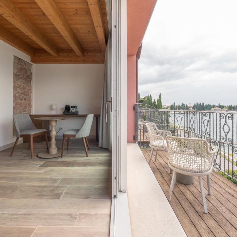Hotel Villa Leopardi 4S - Adults only - Junior Suite Deluxe con Terrazza e Vista Lago - 19
