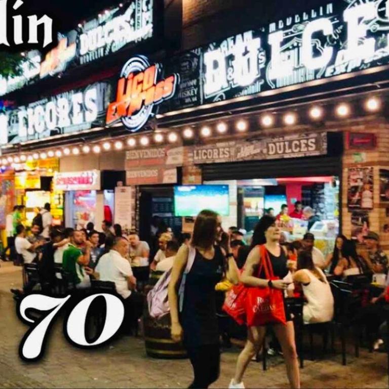 La mejor ubicación en la 70, Estadio, Metro!!! - Apartamento de 1 dormitorio - 16