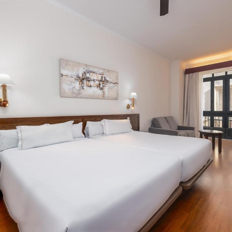 Senator Cádiz - Habitación Doble Superior (3 adultos + 1 niño) - 6