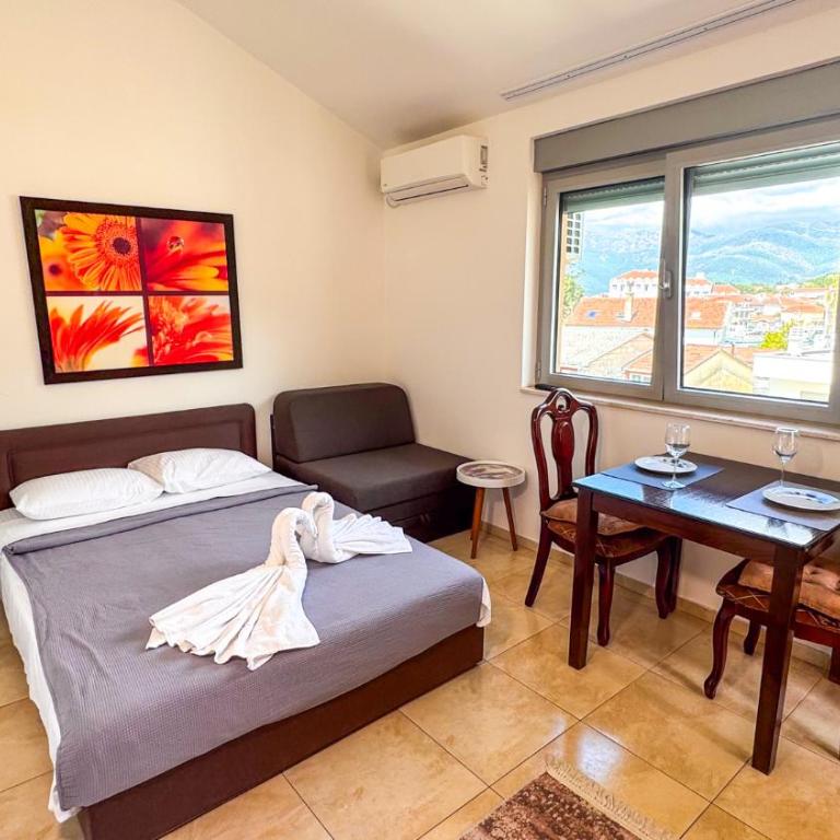 Qumi Apartments - Standardna Dvokrevetna Soba sa Bračnim Krevetom - 7