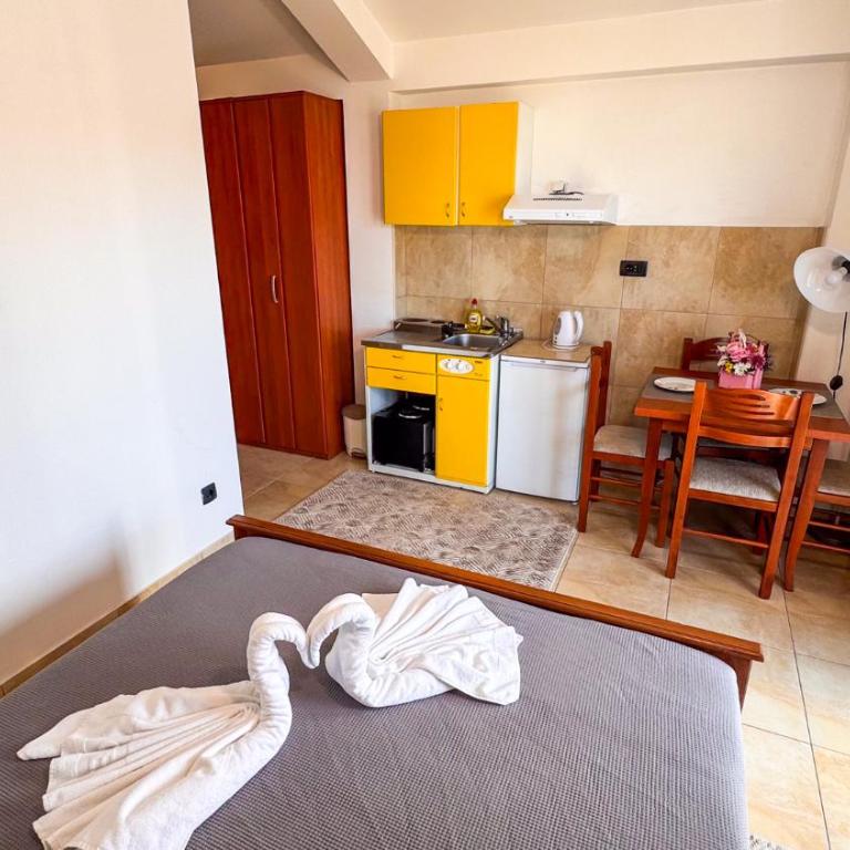 Qumi Apartments - Standardna Dvokrevetna Soba sa Bračnim Krevetom - 12