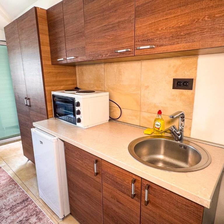 Qumi Apartments - Standardna Dvokrevetna Soba sa Bračnim Krevetom - 9