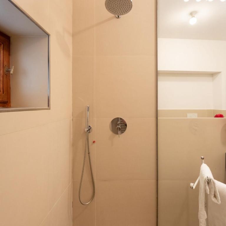Keys of Italy -Monalda 2 Big & Small - 2 Apts nearby Palazzo Strozzi - One-Bedroom Standard Apartment - 28