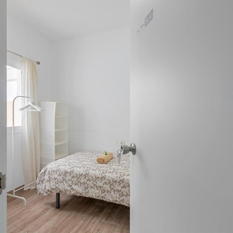 TENERIFE URBAN ROOMS - Habitación Individual Estándar con baño compartido - 3