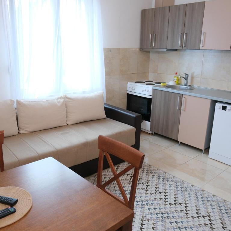 Qumi Apartments - Porodična Soba - 6