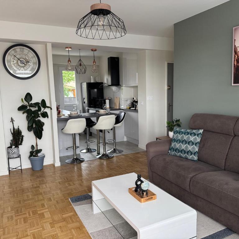 Appartement chaleureux et spacieux T3 - Apartamento de 2 dormitorios - 10