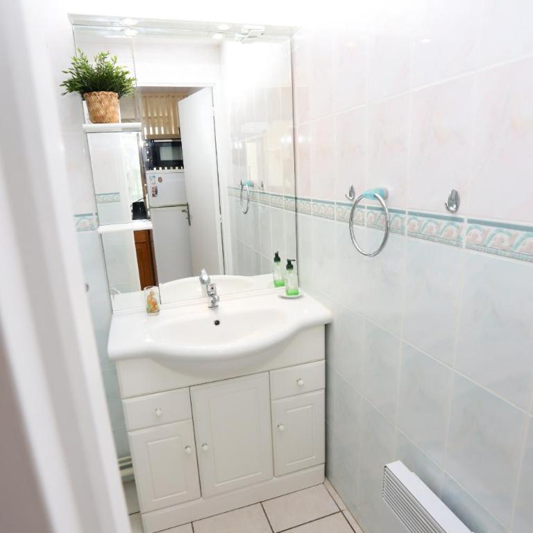 Saint-Cyprien charmant appartement vue mer - Apartment - 7