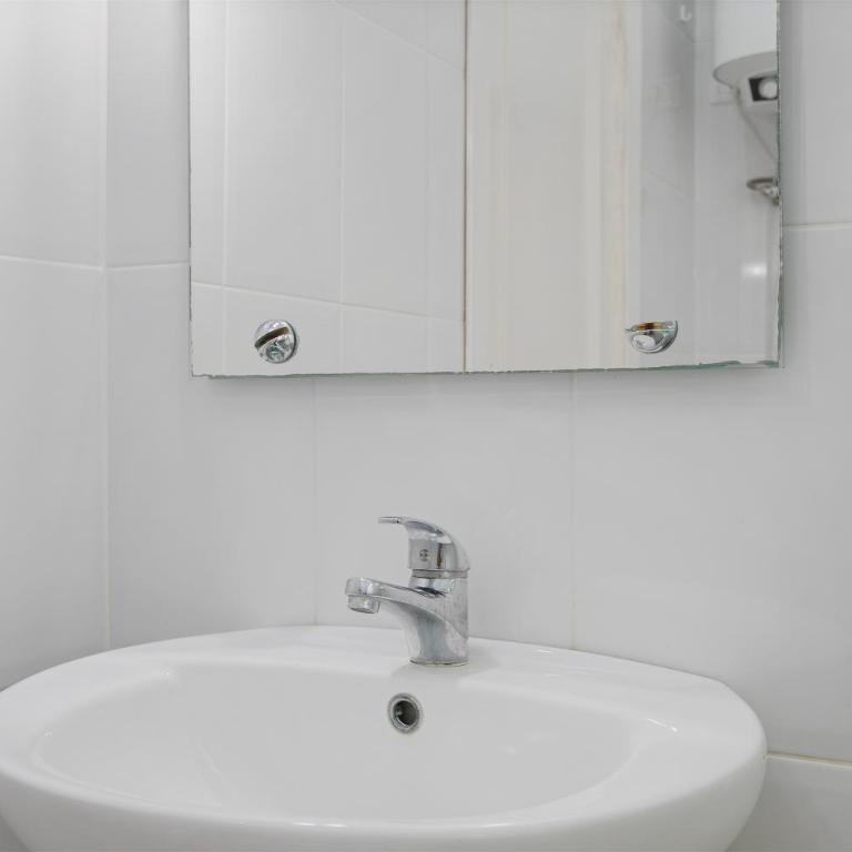 TENERIFE URBAN ROOMS - Habitación Doble con baño compartido - 26