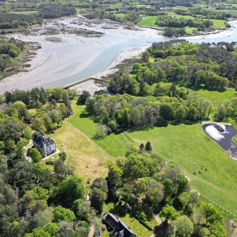 Longère d’époque au coeur d’un domaine - Maison 5 Chambres - 2
