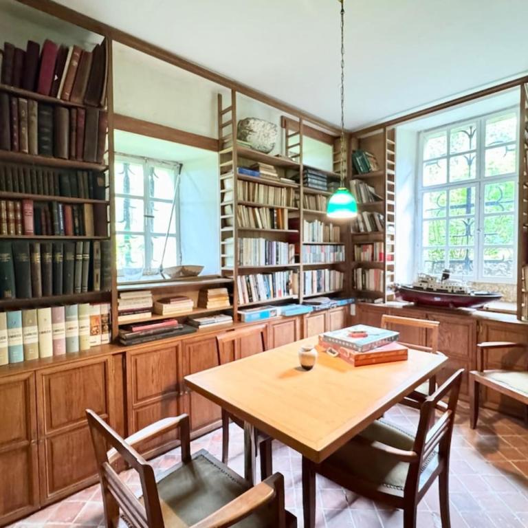 Longère d’époque au coeur d’un domaine - Maison 5 Chambres - 9