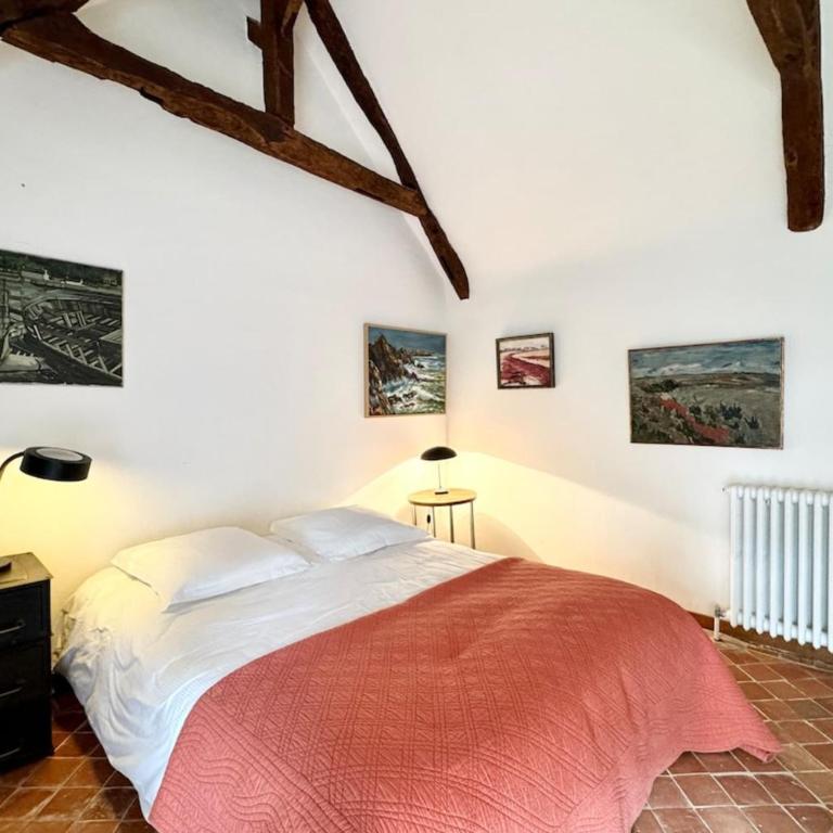 Longère d’époque au coeur d’un domaine - Maison 5 Chambres - 50