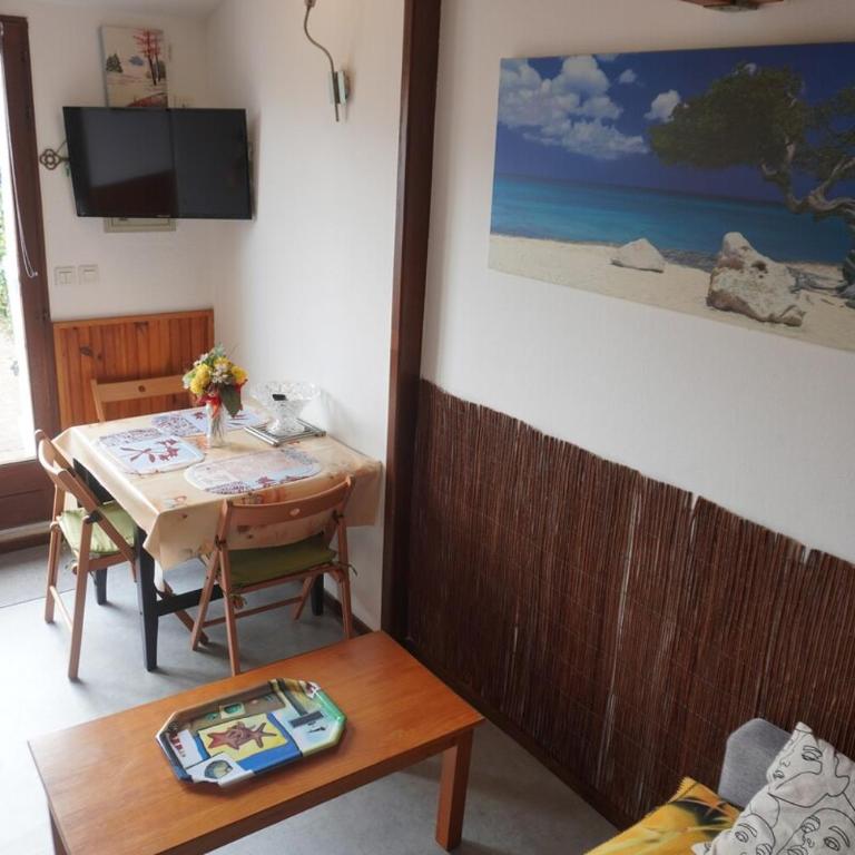 Barcarelles avec PISCINE Plage clim 5 personnes - Maison 3 Chambres - 43