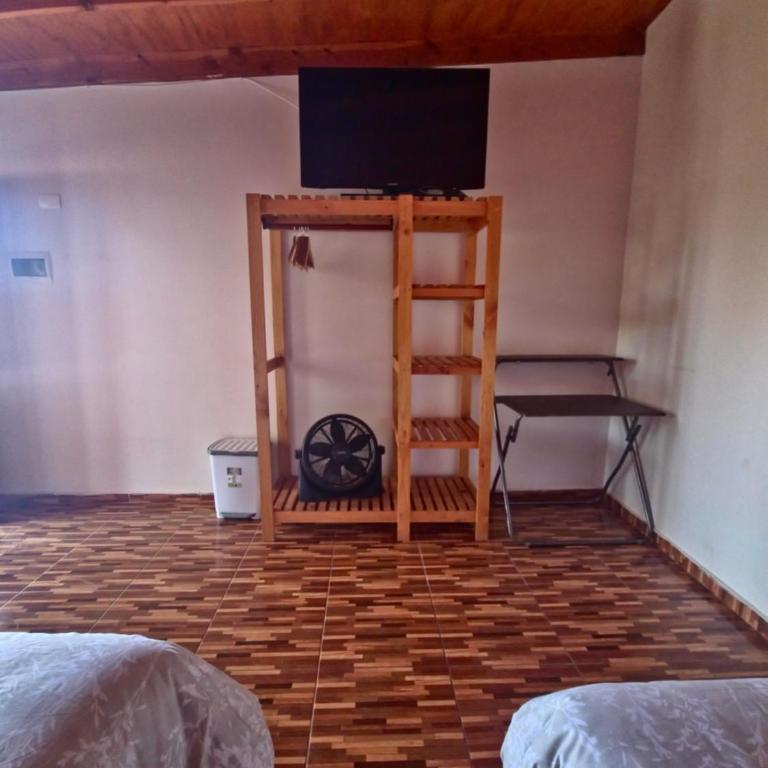 Hostal Perita - Habitación Familiar - 6