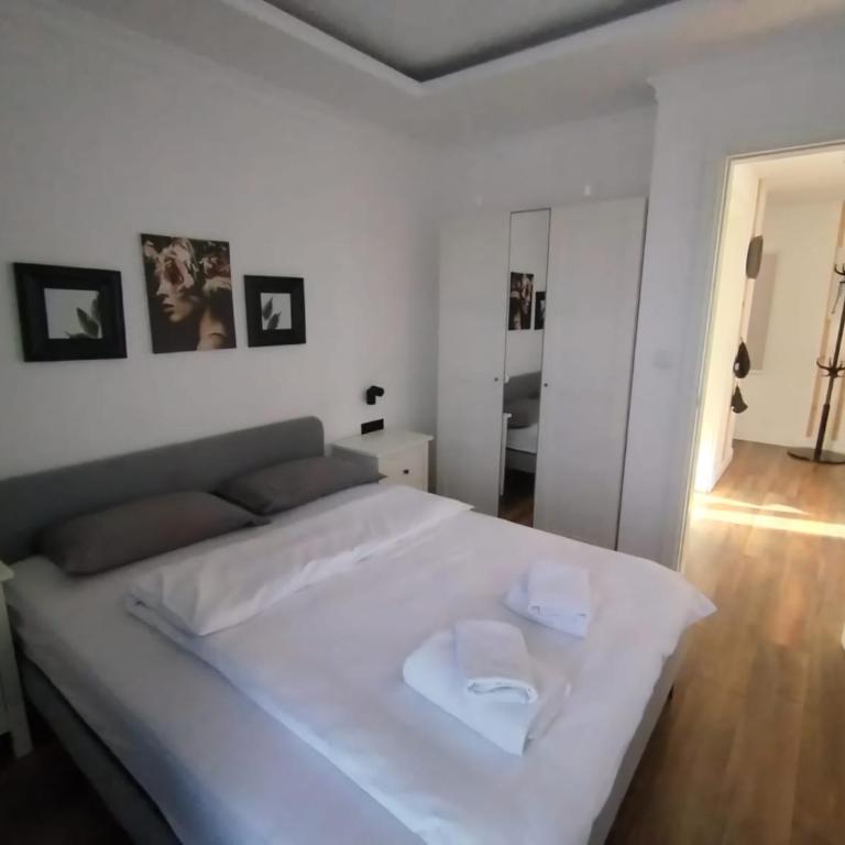 Benvenuti FAMILY - Two-Bedroom Apartment - 13