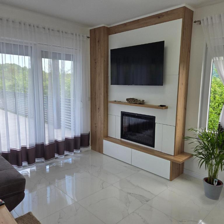 Villa Alisa - Two-Bedroom Villa - 15