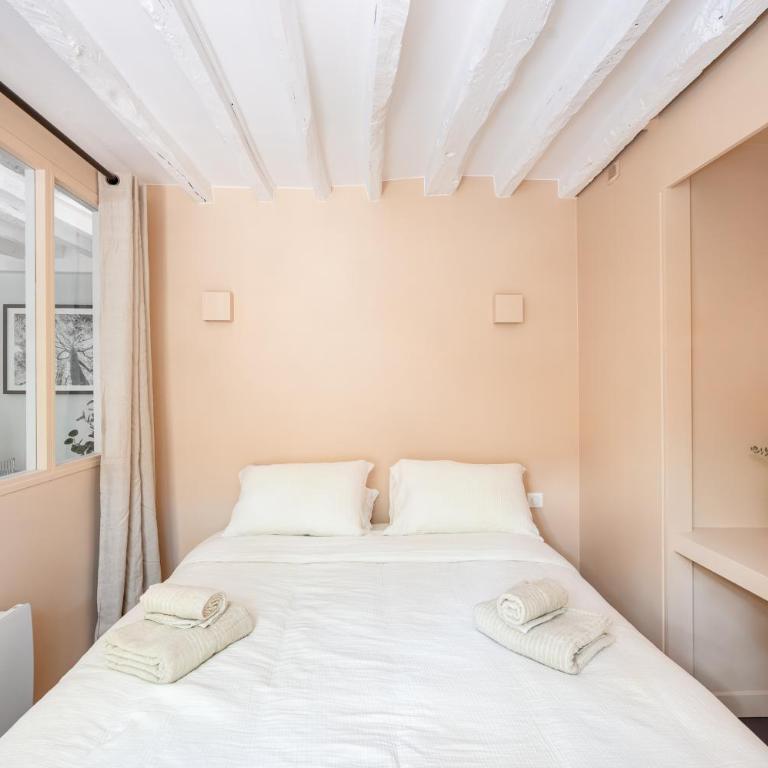 Elegant Parisian apartment, Place des Vosges - Appartement 2 Chambres - 4
