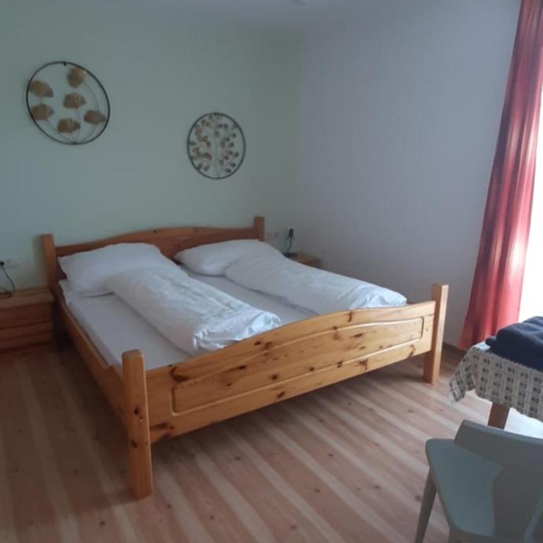 Fruhstuckspension Bischof i d Wiesen - Doppelzimmer mit Bergblick - 4