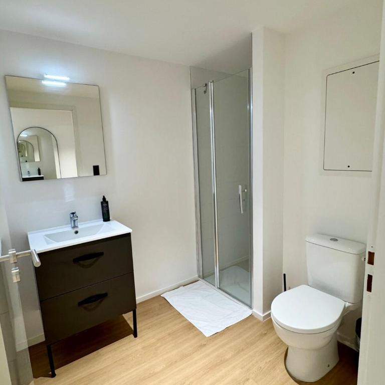 We Live Inn Sharies Reims A301 - Appartement 4 Chambres Deluxe - 12