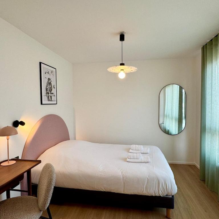 We Live Inn Sharies Reims A301 - Appartement 4 Chambres Deluxe - 17