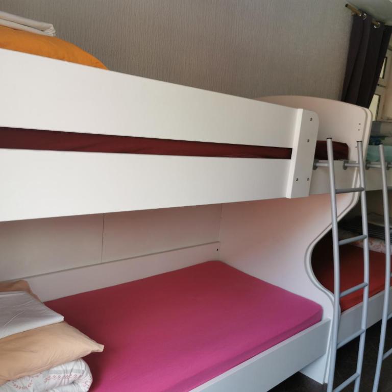 Stars Aspava Blue HOSTEL - Quadruple Room with Shared Bathroom - 5