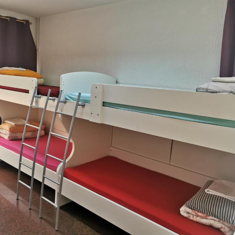 Stars Aspava Blue HOSTEL - Quadruple Room with Shared Bathroom - 2