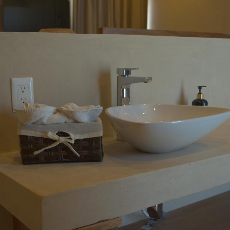 Joanza by ÓOL Hotels - Habitación Doble con balcón - 11