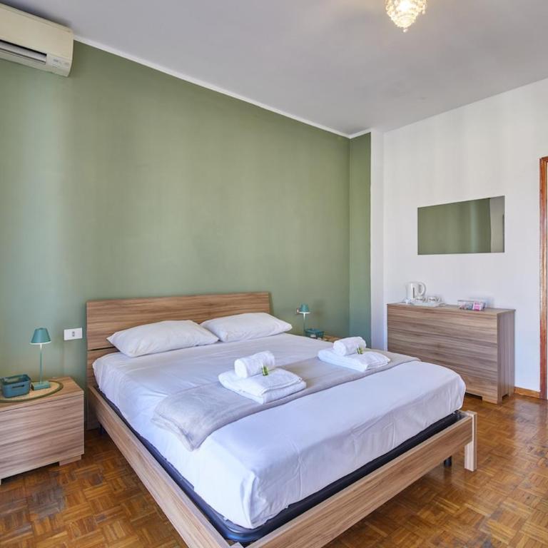 Affaccio sul Naviglio - Spazioso apt con 6 posti - Appartamento con 2 Camere da Letto - 17