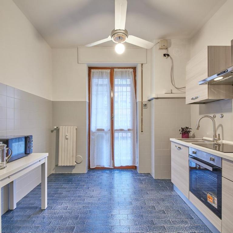 Affaccio sul Naviglio - Spazioso apt con 6 posti - Appartamento con 2 Camere da Letto - 24