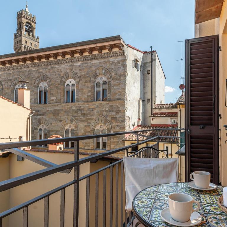 The Tower Glimpse - Appartamento con 2 Camere da Letto - 1