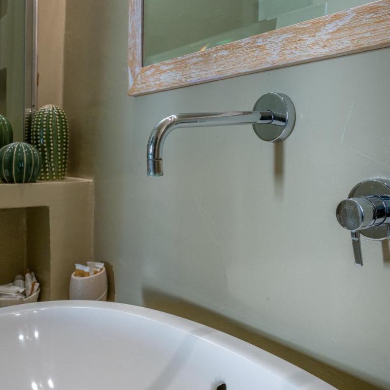 Rentwin - Santa Caterina Luxury Apartment - Two-Bedroom Apartment - 15