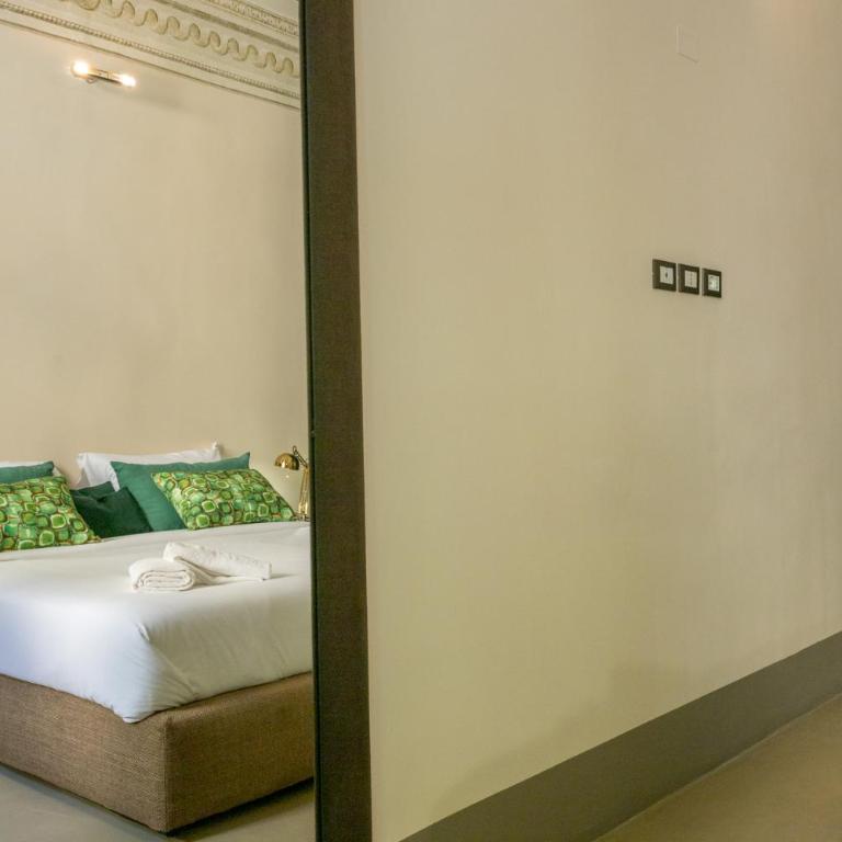 Rentwin - Santa Caterina Luxury Apartment - Two-Bedroom Apartment - 25
