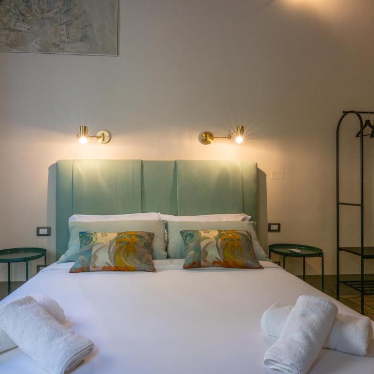Rentwin - Santa Caterina Luxury Apartment - Two-Bedroom Apartment - 32